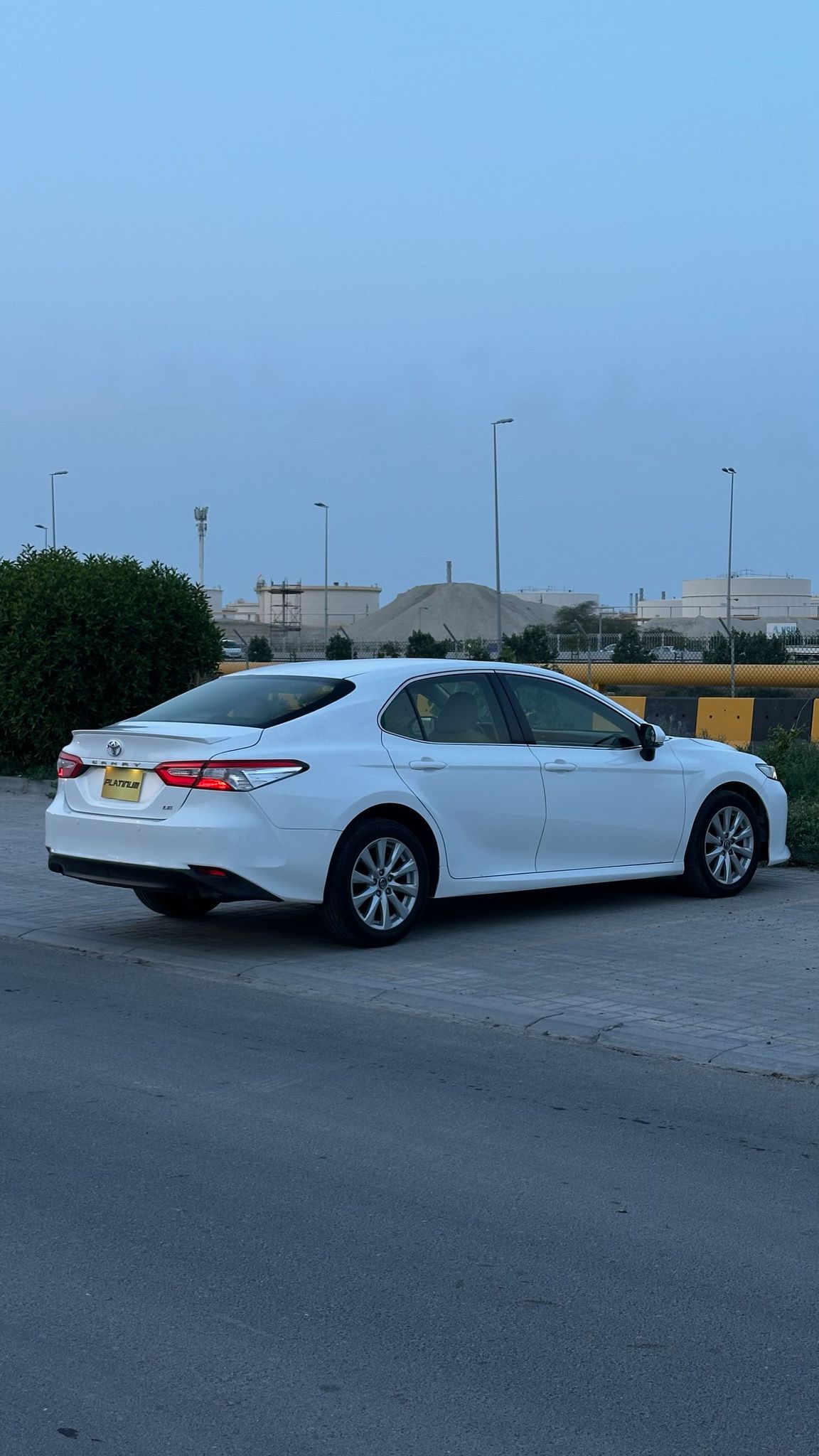 TOYOTA CAMRY 2018 • SEDAN