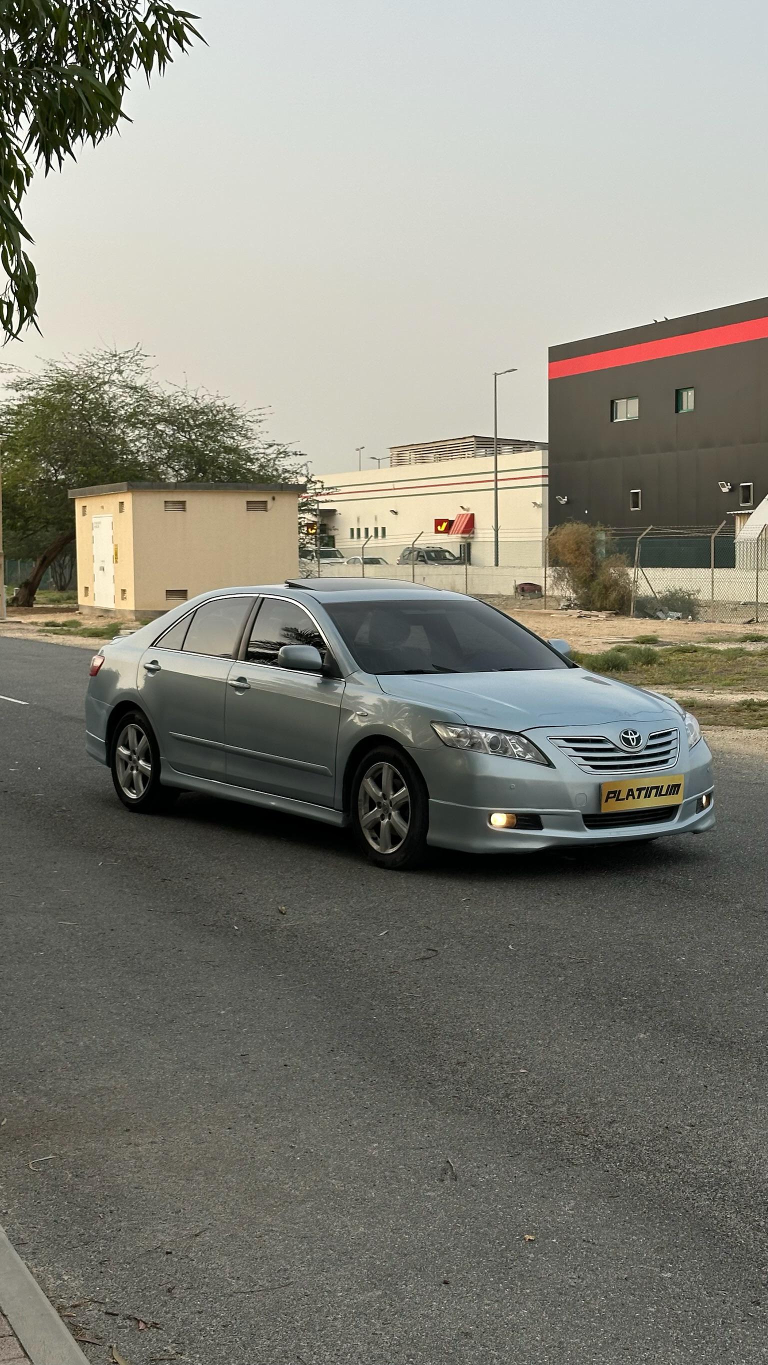 TOYOTA CAMRY 2009 • SEDAN